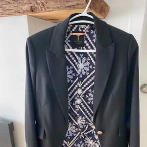 NWOT Women’s TB1 Ted Baker Suit